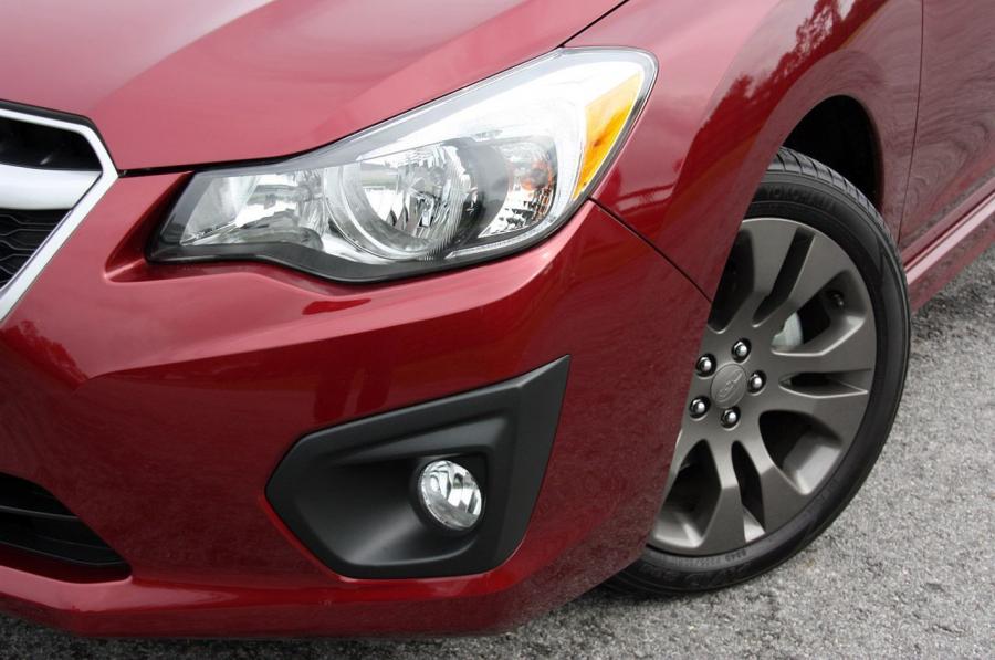  Subaru Impreza 2012 года  (фото 3 из 120)